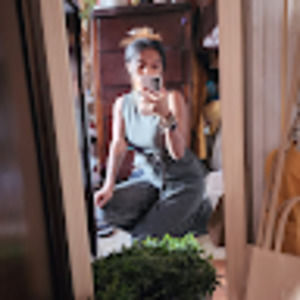 Meet your Posher, Kayla